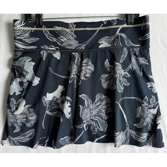 Athleta Pants - Athleta Skort Women Medium Blue Floral‎ Pockets Activewear Tennis Golf Stretch